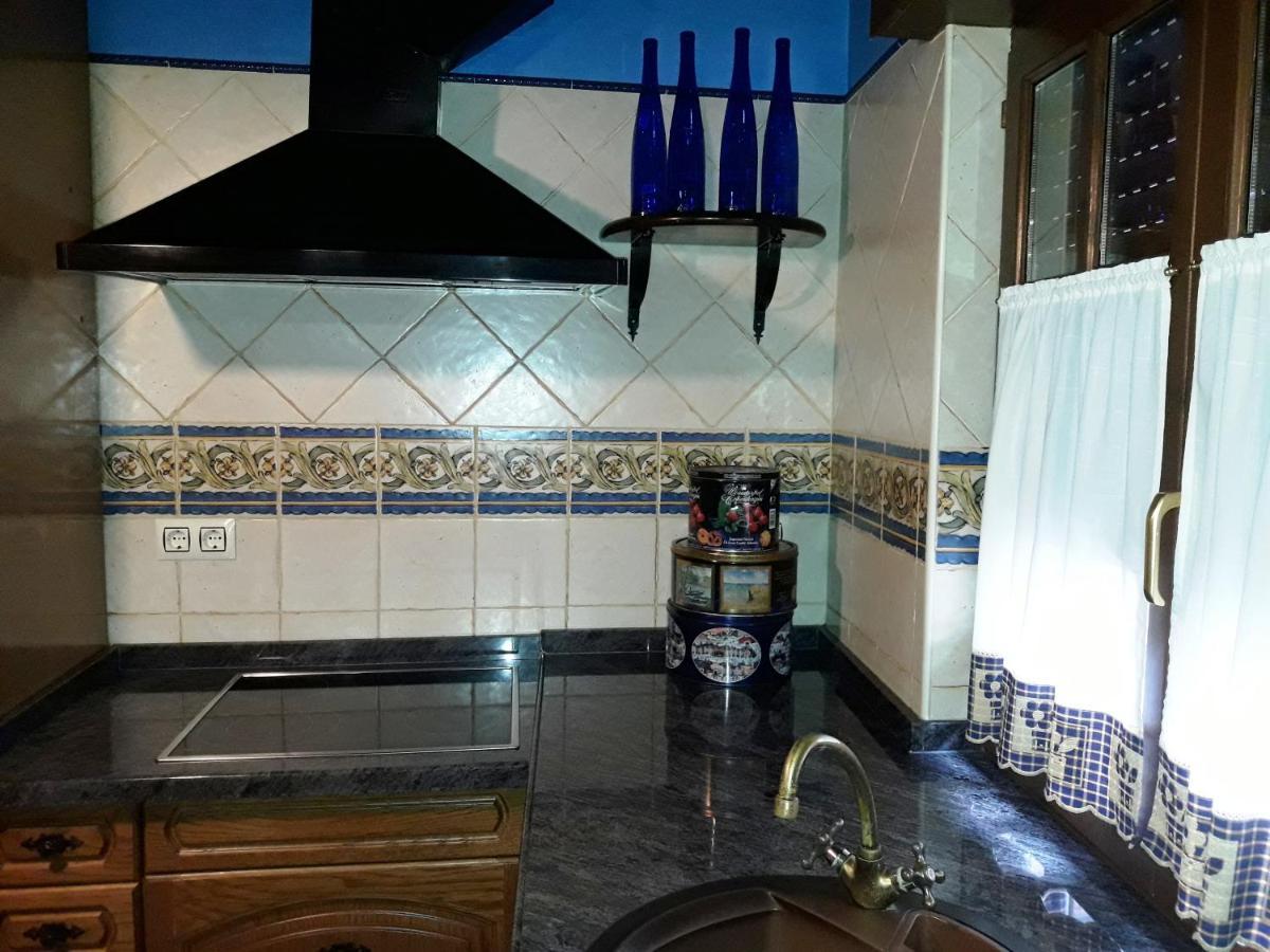 Onís Casa Rural El Bellucu מראה חיצוני תמונה