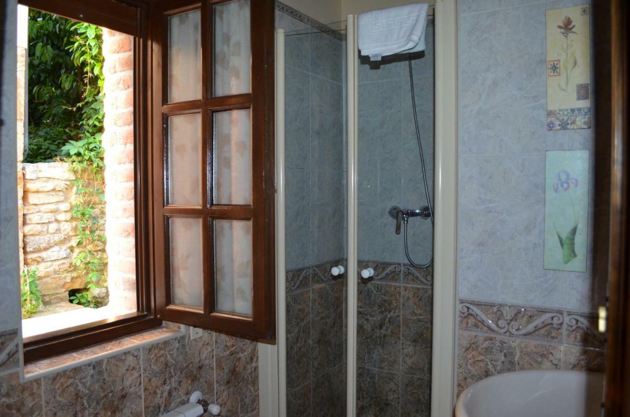 Onís Casa Rural El Bellucu מראה חיצוני תמונה