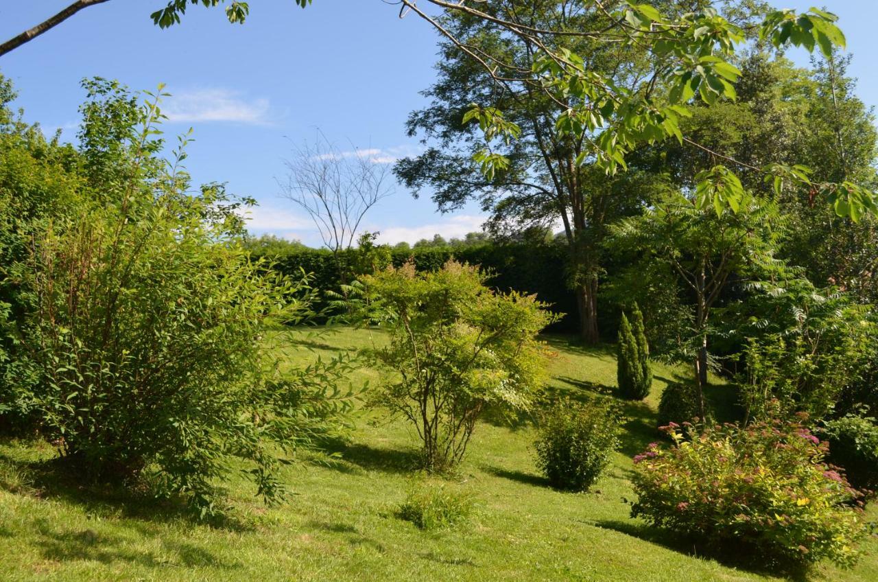 Onís Casa Rural El Bellucu מראה חיצוני תמונה